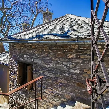ヴィラ Luxurious Huge House In Pilio With A Pool アギオス・ゲルギオス・ニリアス
