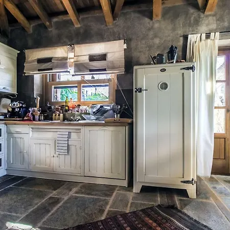 ヴィラ Luxurious Huge House In Pilio With A Pool